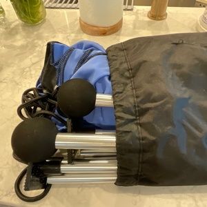 Neso Lightweight, Stakeless Sunshade 82” X 80”